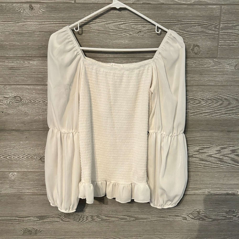 Tinywillow White Smocked Balloon Sleeve Ruffle Top Small‎ C6153 Square Neck